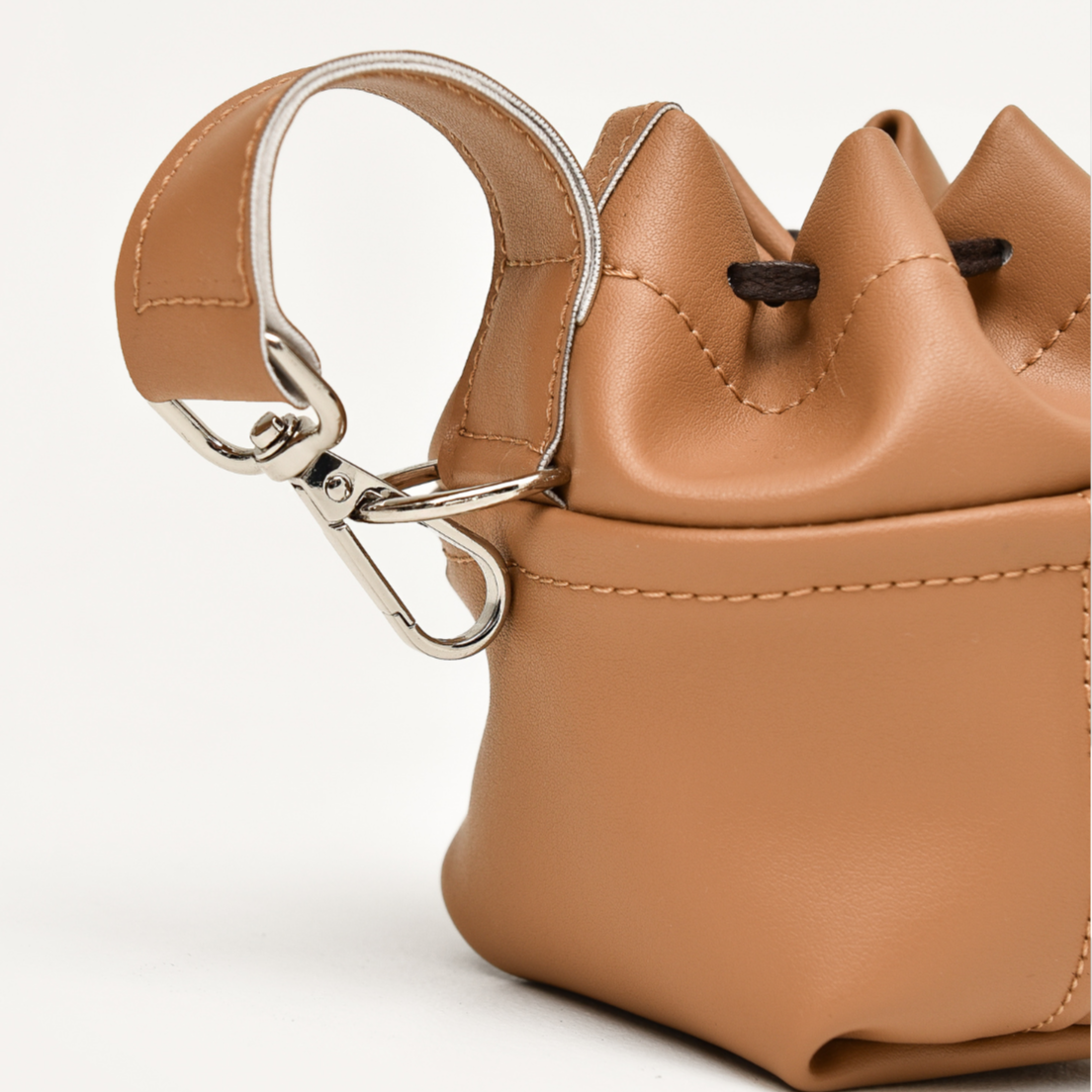 Premium Vegan Leather Pet Treat Pouch | Hector Director
